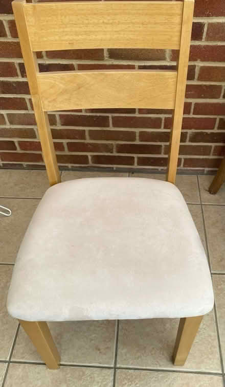 Photo of free Single chair with upholstery (Northway OX3) #1