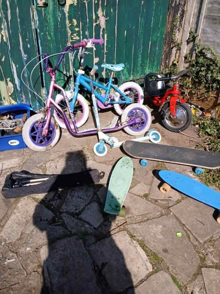 Photo of free Lots of stuff (Cheddington LU7) #1