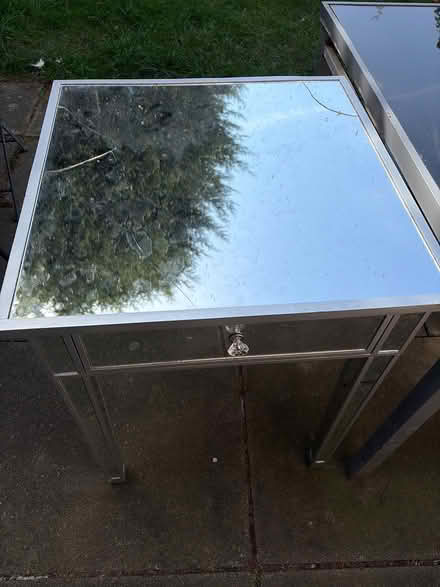 Photo of free Small Mirrored dressing table (Bracknell’s RG42) #1