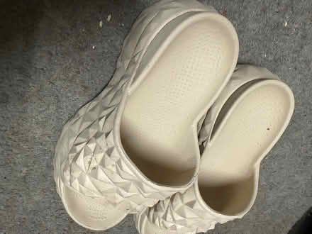 Photo of free Summer slippers (Plaistow E13) #2