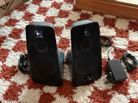 Photo of free Small speakers (Dennistoun G31) #1