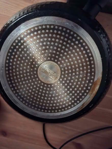 Photo of free Frying Oan (Birniehill G74) #2