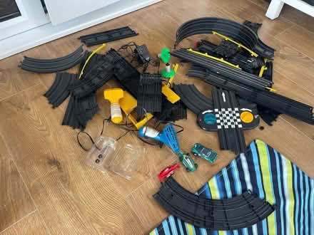 Photo of free Mini scalextrics (Lightwater GU18) #1