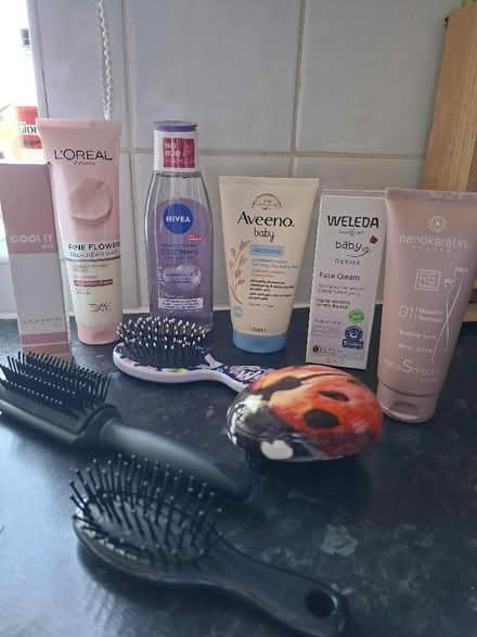 Photo of free Assortment Of Toiletries (Cheshunt EN8) #1