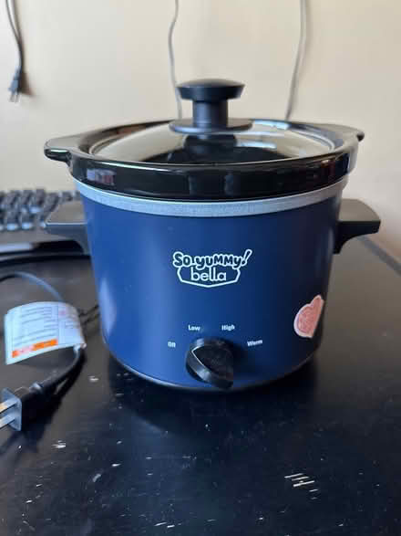 Photo of free Small Crockpot/Slow Cooker (Clason Point Bronx NY) #1