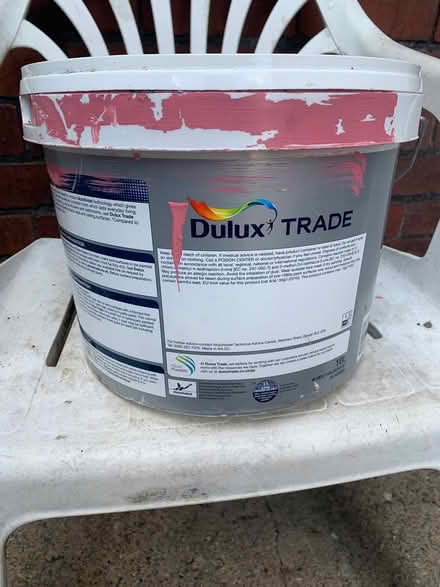 Photo of free Dulux pink paint (Ll14) #1