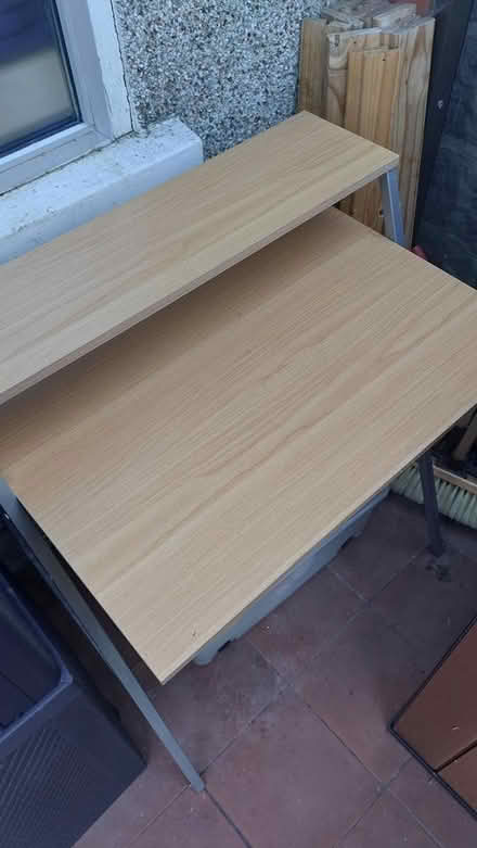 Photo of free Computer desk (Mitcham CR4) #1