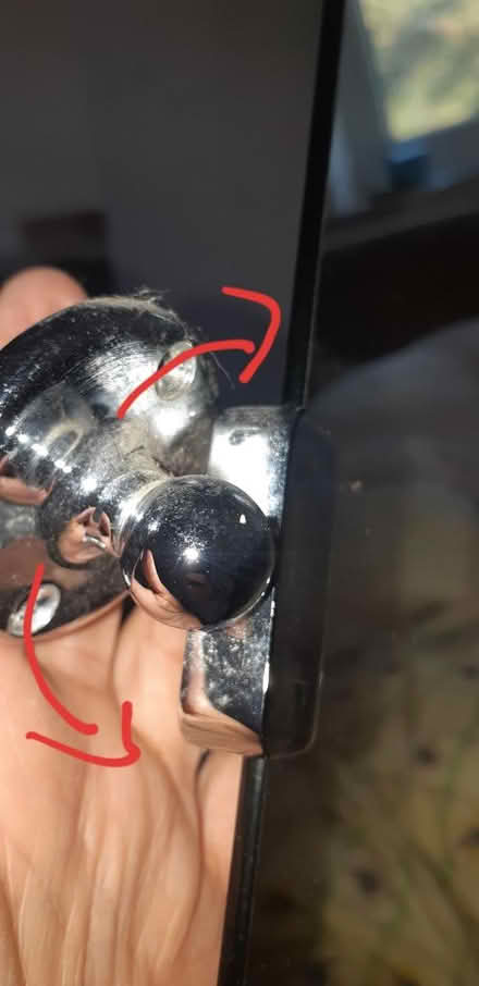 Photo of free Tiltable mirror. By 4pm today only (South Heath HP16) #2