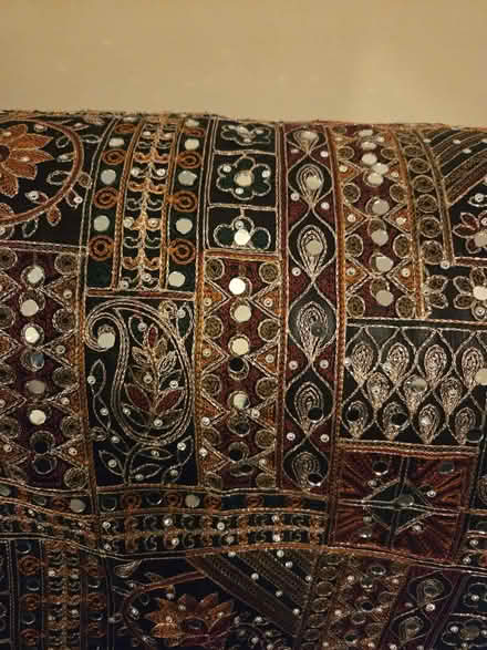 Photo of free Black mirror embroidery shawl (Round Green LU2) #1