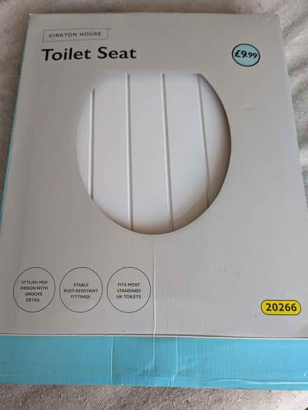 Photo of free New toilet seat (Fleetville AL4) #1