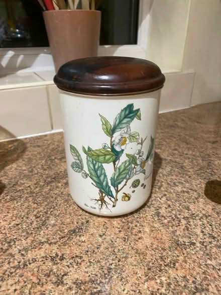 Photo of free Vintage pot with cooking salt (Peterborough Broadway PE1) #1