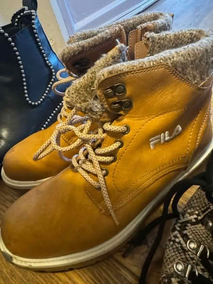 Photo of free Size 8 Shoes (BR3) #3