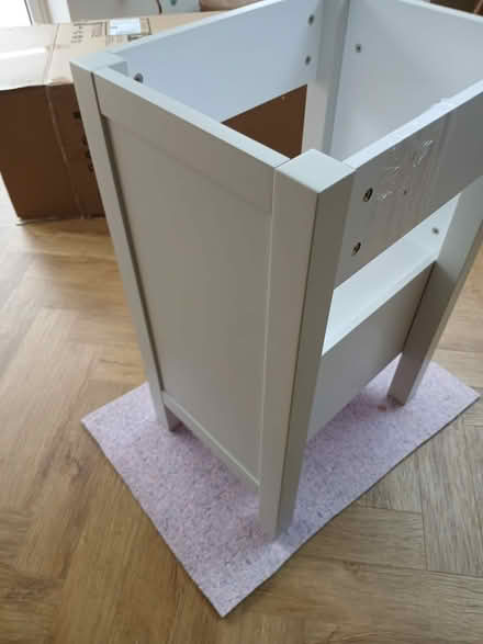 Photo of free Bathroom Mountain vanity unit (Leigh on sea) #4