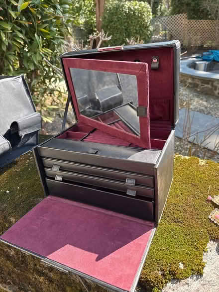 Photo of free Jewelry box (Bronxville) #2