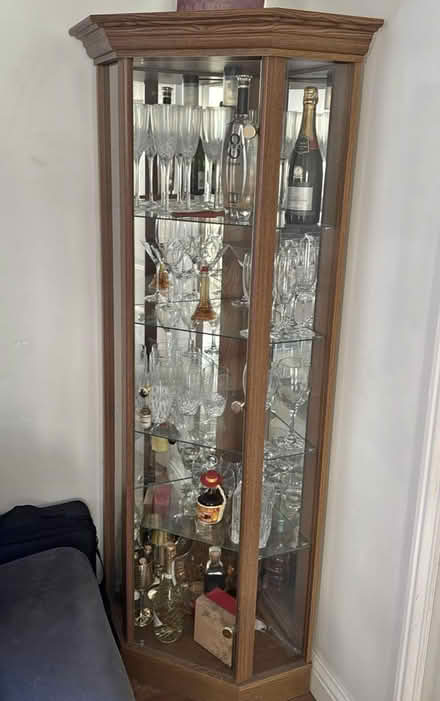 Photo of Mahogany glass display case (Stevenage SG2) #3
