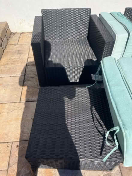 Photo of free Outdoor seating (Thompson/Harmony - Middletown) #3