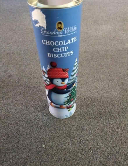 Photo of free Pretty and tall card tube (Kempston MK42) #1