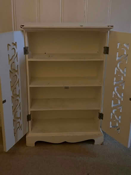Photo of free Small storage cabinet (Garden City OX5) #2