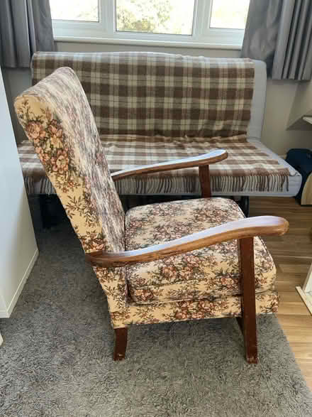 Photo of free Vintage chair (Chingford Mount, E4) #2