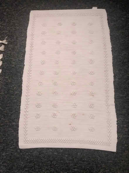 Photo of free White cotton bath mat (King's Hedges Ward CB4) #1