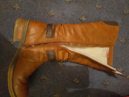 Photo of free Rieker boots (Palmyra park) #2