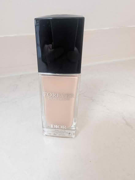 Photo of free Dior forever skin glow foundation colour 1CR (Chesser EH14) #2