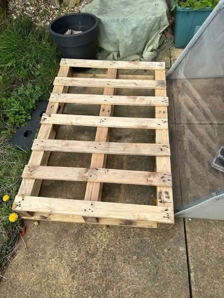 Photo of free Wooden pallet (Stapleton BS16) #1