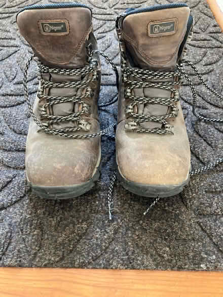 Photo of free Women's walking boots size 4 (Osney OX2) #1