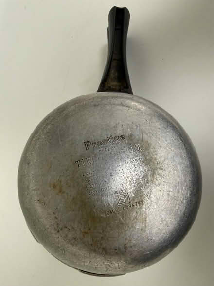 Photo of free Small pressure cooker (1075 Valencia Avenue) #4