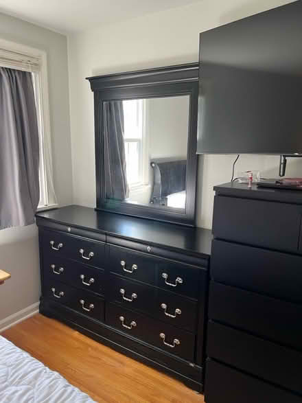 Photo of free Bedroom set (Pittsford) #2