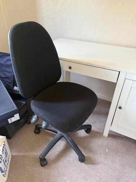 Photo of free Desk chair (NP7) #2