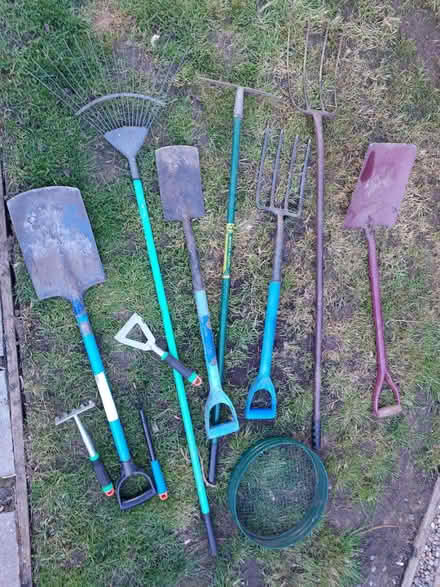 Photo of free Assortment of garden tools (OX3 headington) #1