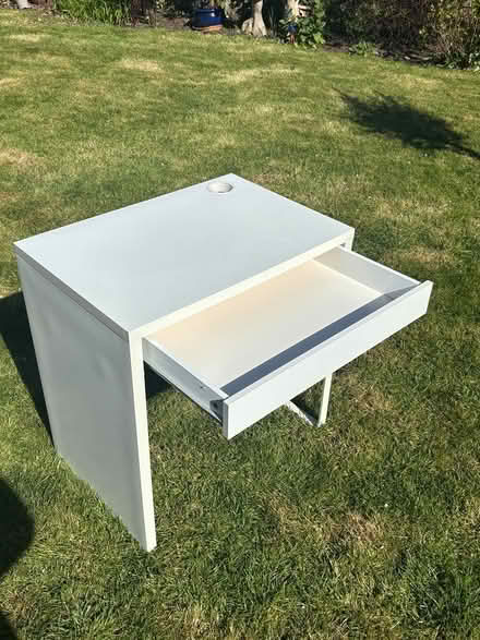Photo of free White Ikea desk - BEARSTED (Bearsted ME14) #2