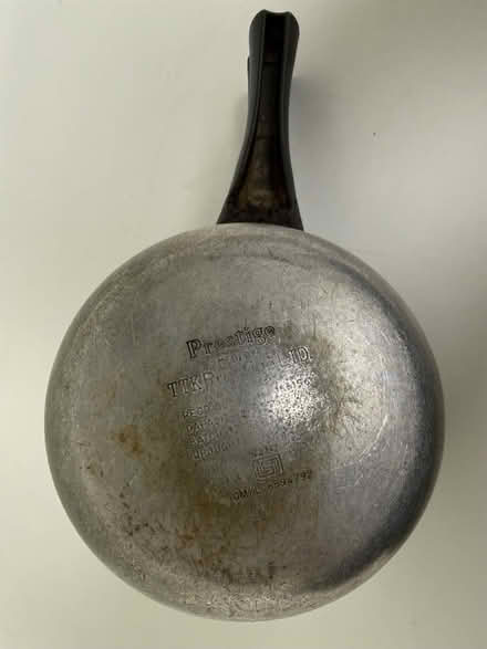 Photo of free Small pressure cooker (1075 Valencia Avenue) #3