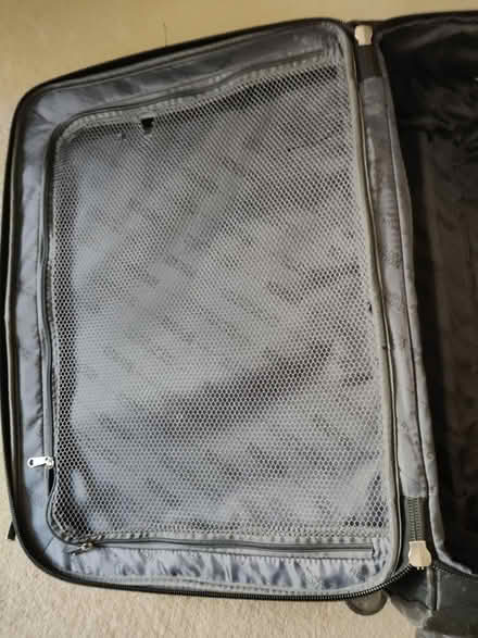Photo of free Suitcase medium size (Jericho OX2) #4