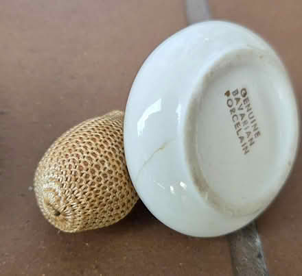 Photo of free Porcelaine Trinket & Atomiser (Euxton PR7) #4