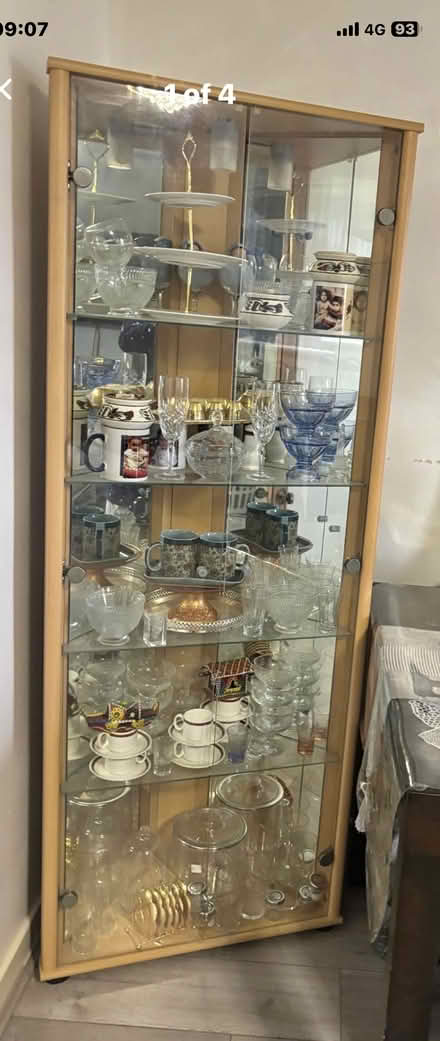 Photo of Mahogany glass display case (Stevenage SG2) #2