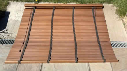 Photo of free Venetian Blind (DA5) #1
