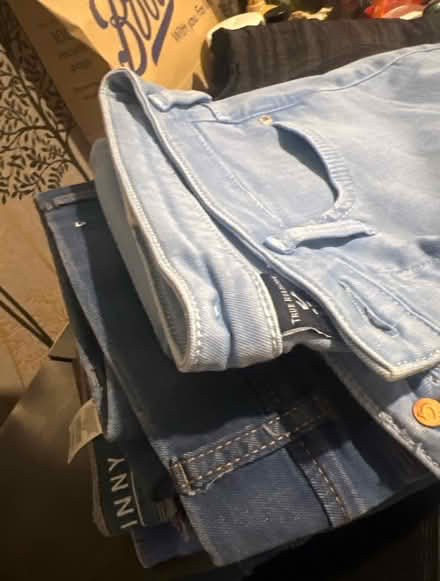 Photo of free 8 size 14/16 women’s jeans (Bloomsbury WC1) #2