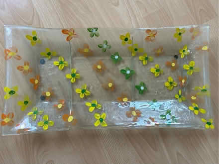 Photo of free Glass dish, flower decoration (Barkham RG41) #1