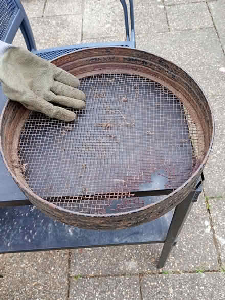 Photo of Metal garden soil sieve (Parkstone BH14) #1