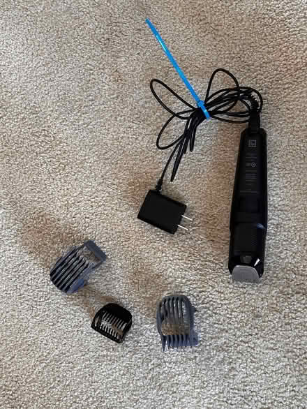 Photo of free Electric beard trimmer (Oakland near Lake Merritt) #1