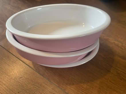 Photo of free 3 small oval ceramic dishes (Cogges OX28) #1