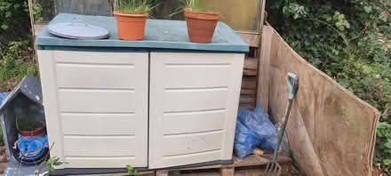 Photo of free Garden storage and potting unit (Harrow HA3) #4