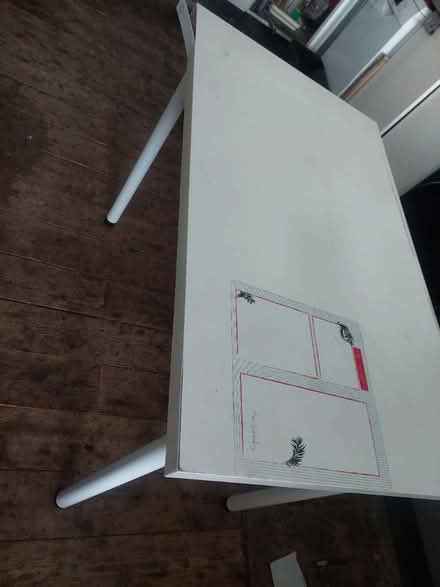 Photo of free Ikea table/desk (SW16) #3