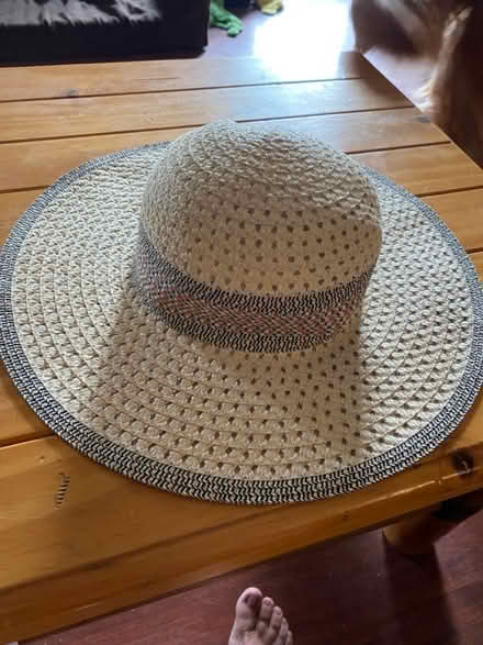 Photo of free Women’s sun hat (Montebello) #1