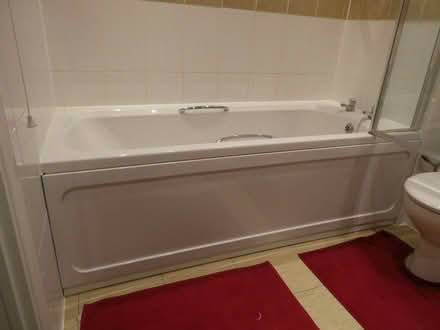 Photo of free Acrylic bath (City of Bristol BS3) #3