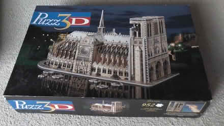 Photo of free Notre Dame 3D jigsaw puzzle (St Albans AL4) #1