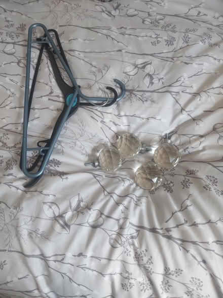 Photo of free Door/wardrobes/cupboard knobs (Slindon common BN18) #1