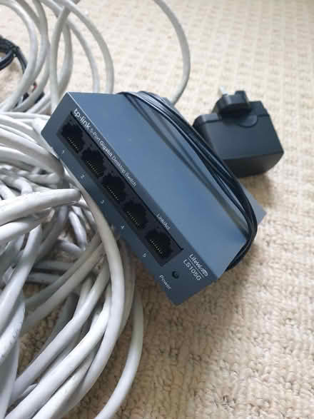 Photo of free Cables, hubs and connectors (Eastergate PO20 3AA) #3